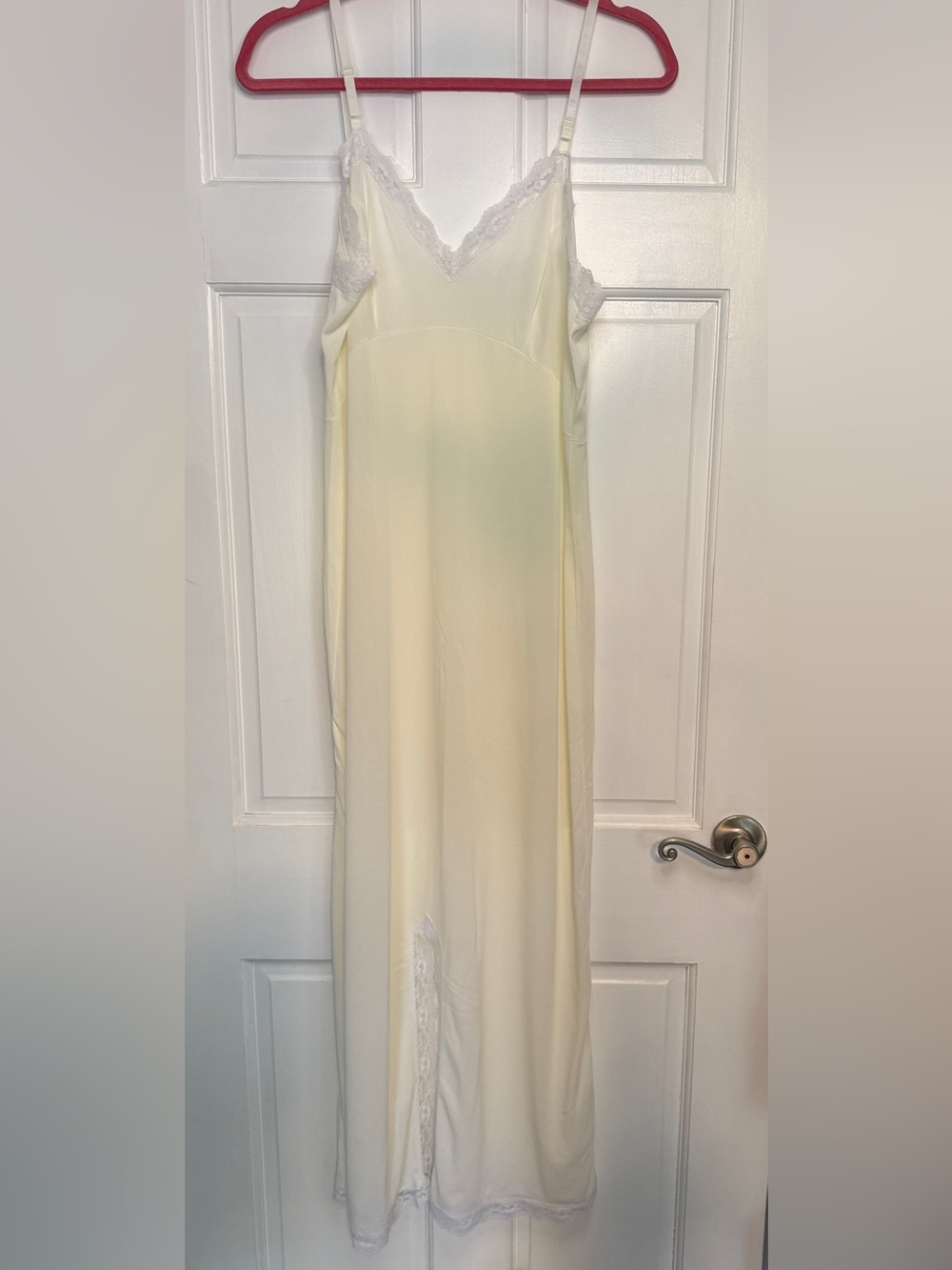 Elegant Cream Slip with Lace Trim